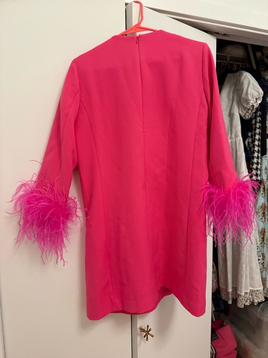 Tuckernuck Mod Mary Hot Pink Feather-Cuff Shift Dress - Women - Picture 4 of 8